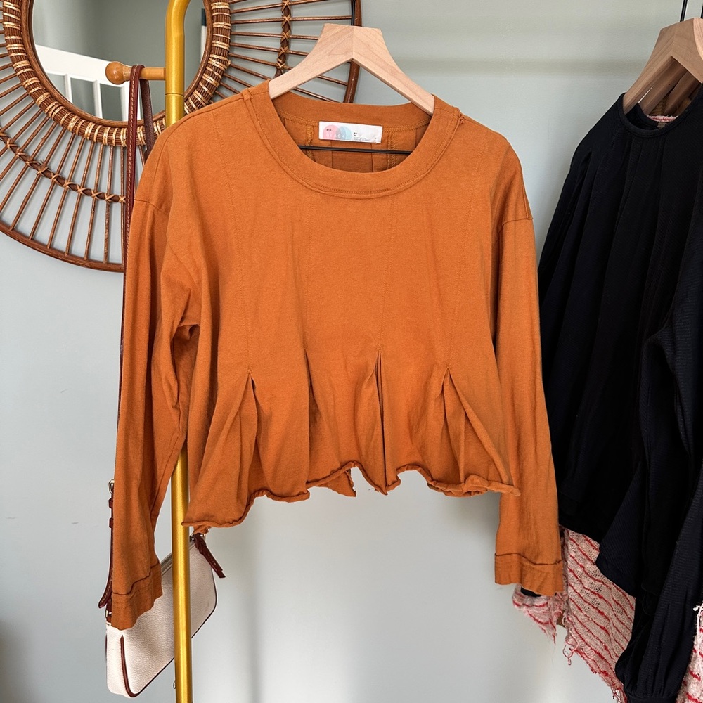 Cropped Pleated Top